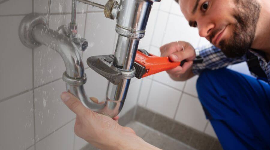Professional expert plumbing services in Gallina, NM
